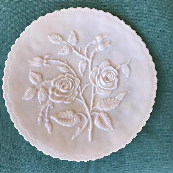 50s Imperial Glass-Ohio Rose Milk Glass Embossed 3D Plate Canape Platter Doeskin - Picture 1 of 15